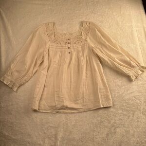 LC Lauren Conrad Cream Blouse with Lace‎ Accents